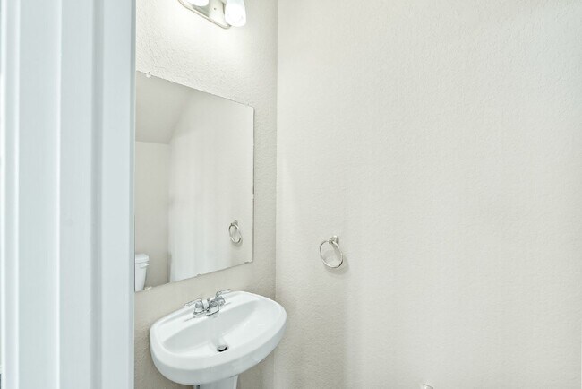 Building Photo - 5118 Sandstone Wy