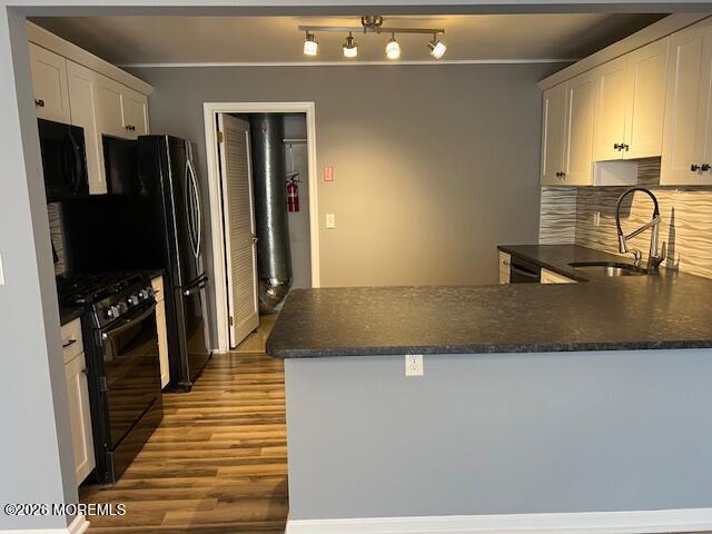 Building Photo - 9 Des Moines Ct