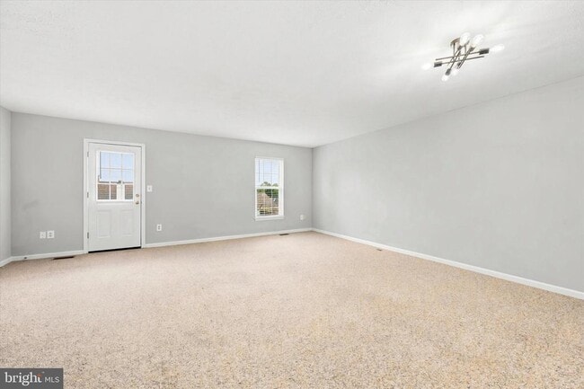Building Photo - 903 Glen Falls Ct