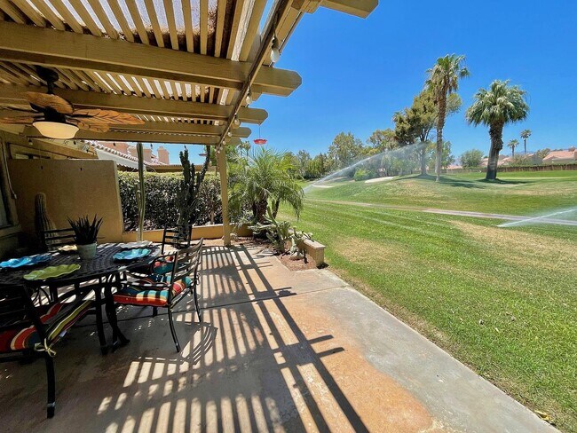 Building Photo - 41539 Woodhaven Dr W