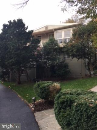 Building Photo - 1307 Lark Ln