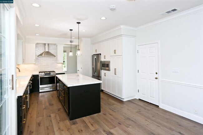 Building Photo - 1079 River Rock Lane