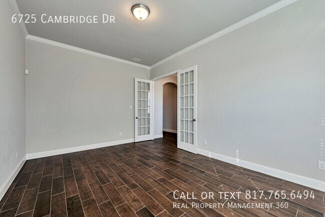 Building Photo - 6725 Cambridge Dr