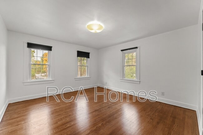 Building Photo - 1017 Fairfield Ave