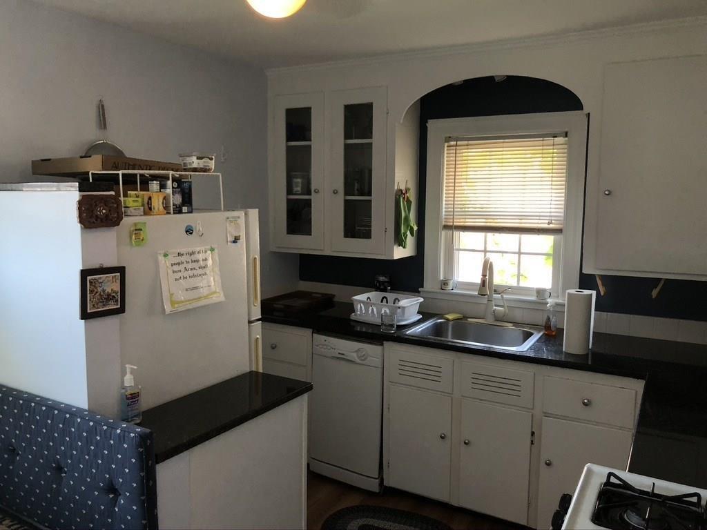 Building Photo - 4 Garden Ct