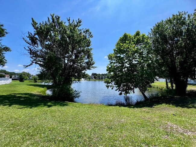 Building Photo - Beautiful 4 bedroom home in Chesapeake