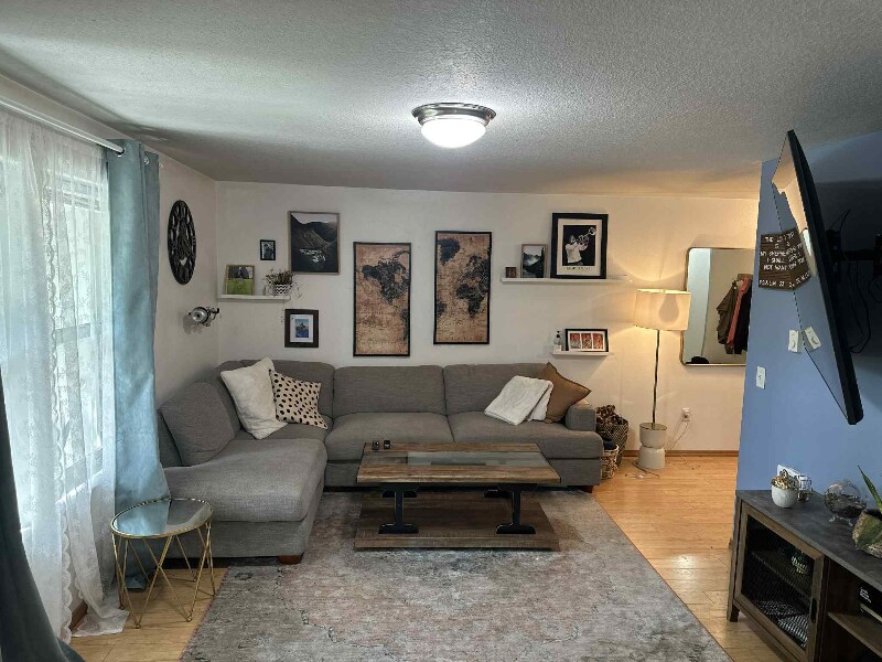 Building Photo - 663 NE 162nd Ave