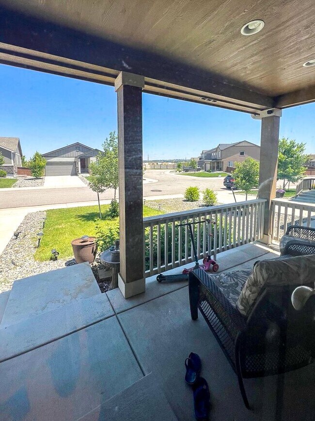 Building Photo - Stonegate 4bd 3ba 2,265sq.ft. - built in 2019 - FOR RENT!