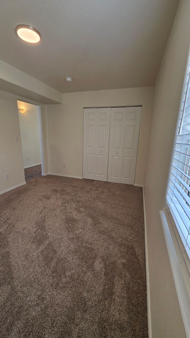 Building Photo - $1111 | 1BR/1BA | Cozy Lower Duplex Unit i...