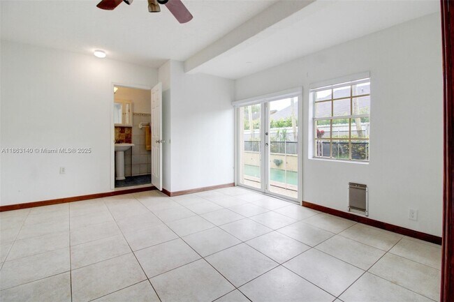 Building Photo - 12370 SW 96th St