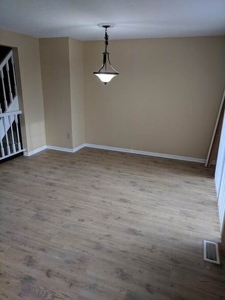 Building Photo - 3439 Statewood Dr