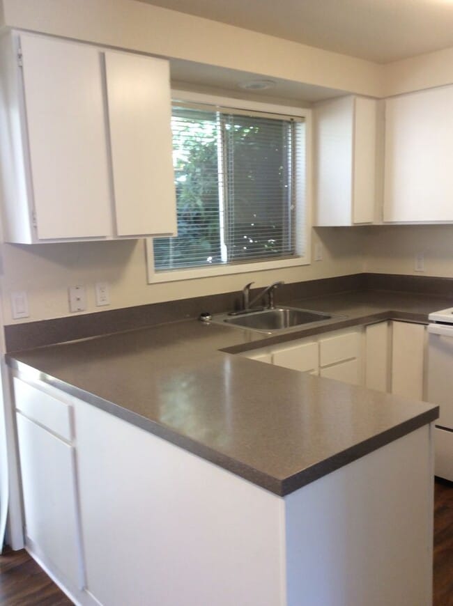 Interior Photo - Village Monroe Apartments