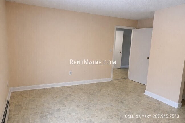 Building Photo - 28 Congress St