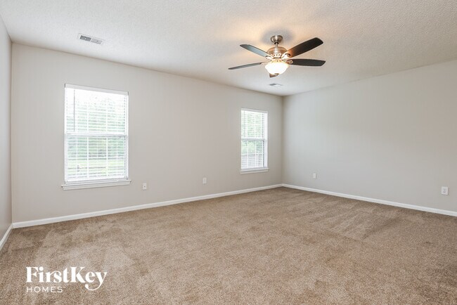 Building Photo - 1052 Briar Rose Ln