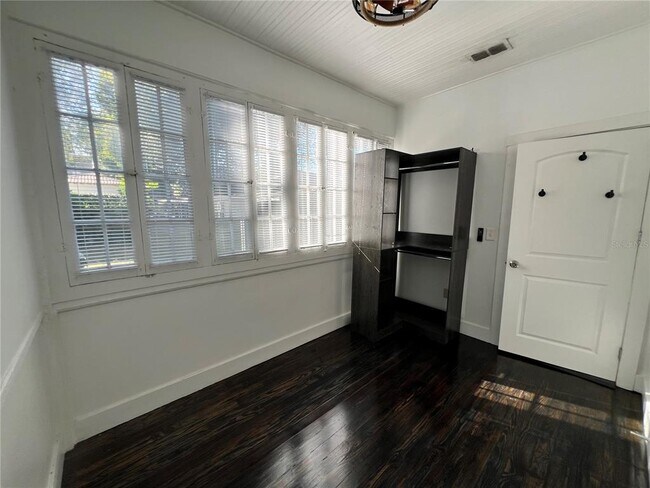 Building Photo - 412 Briercliff Dr