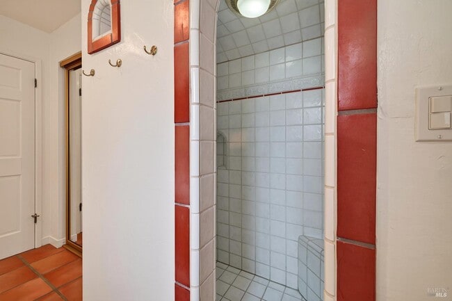 Building Photo - 15644 Arnold Dr