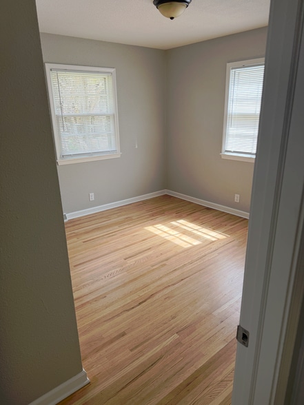 Bedroom 2 - 1018 S Blackwill St