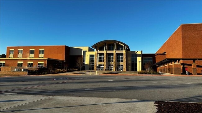 Building Photo - 1645 Bill Murdock Rd