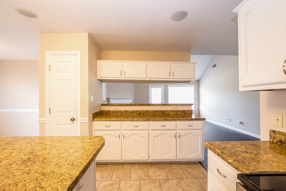 Building Photo - 3056 Valley Green Ln