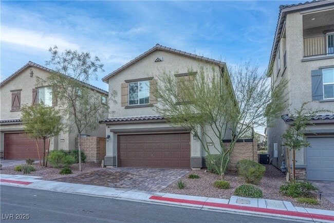 Building Photo - 10673 Sariah Skye Ave