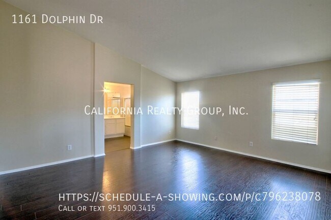 Building Photo - 1161 Dolphin Dr