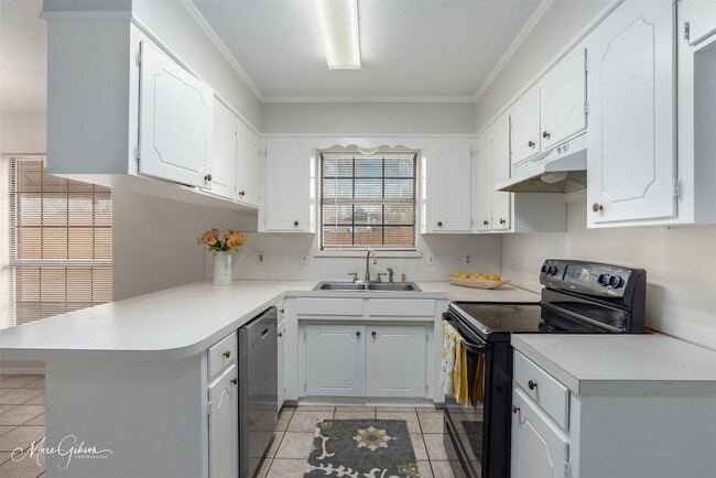 Building Photo - 2211 General York Cir