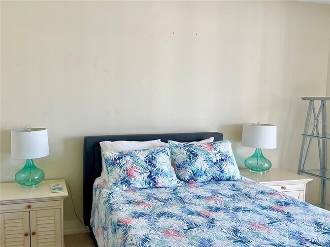 Building Photo - 7872 Sailboat Key Blvd S