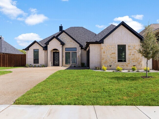 Primary Photo - FOR RENT