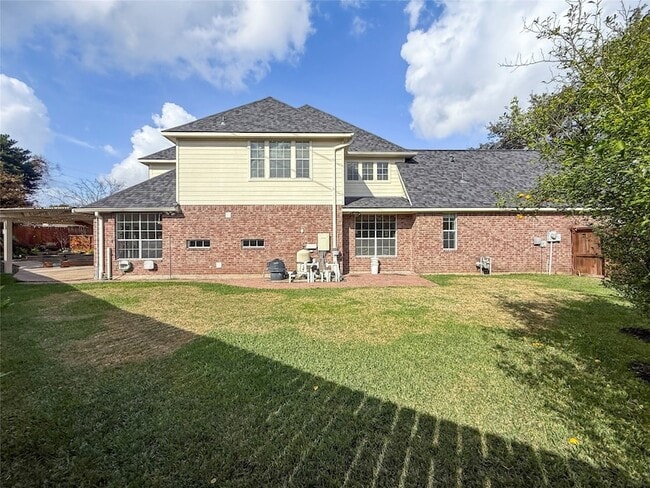 Building Photo - 1762 Lakeside Enclave Dr