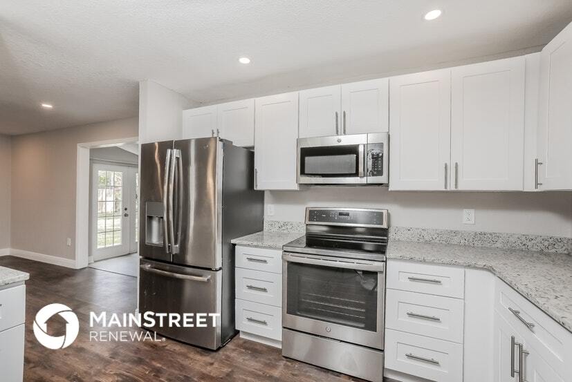 Building Photo - 5709 Ridgeway Dr