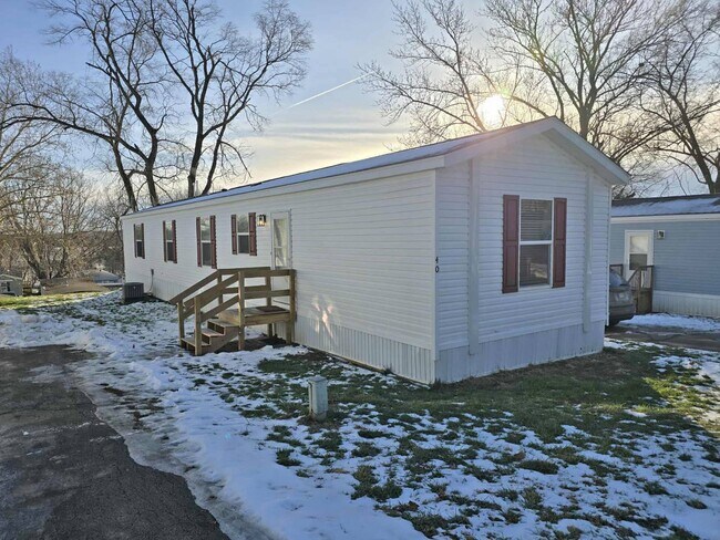 Building Photo - 613 Polk St