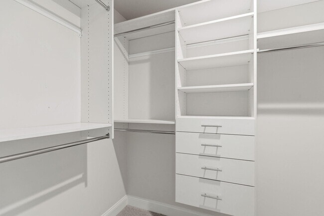 Building Photo - 3093 N Spurway Dr