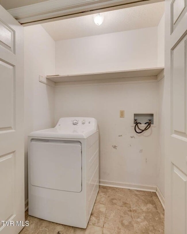 Building Photo - 1024 Konnarock Rd