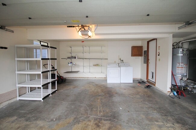 Building Photo - 13360 SW Gallop Ct