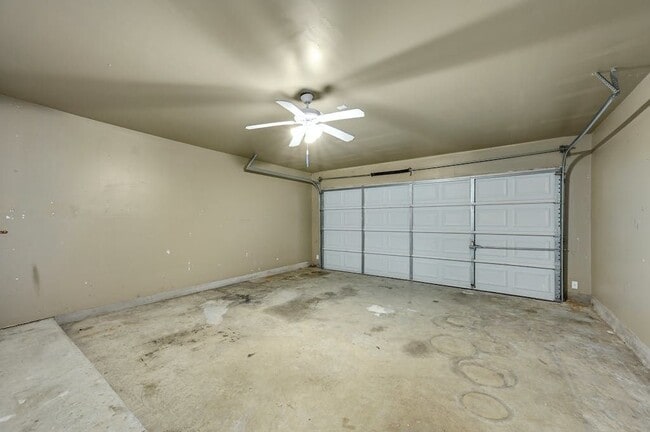 Building Photo - 308 Pheasant Ridge Dr