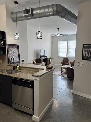 Primary Photo - 201 W Lancaster Ave