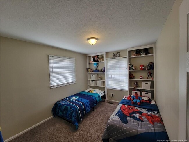 Building Photo - 215 Haverhill Dr