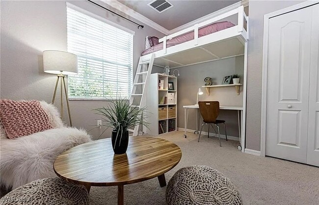 Building Photo - 2382 Heydon Cir E