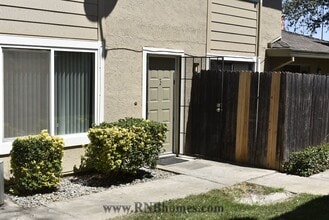 Building Photo - 5237 Manzanita Ave