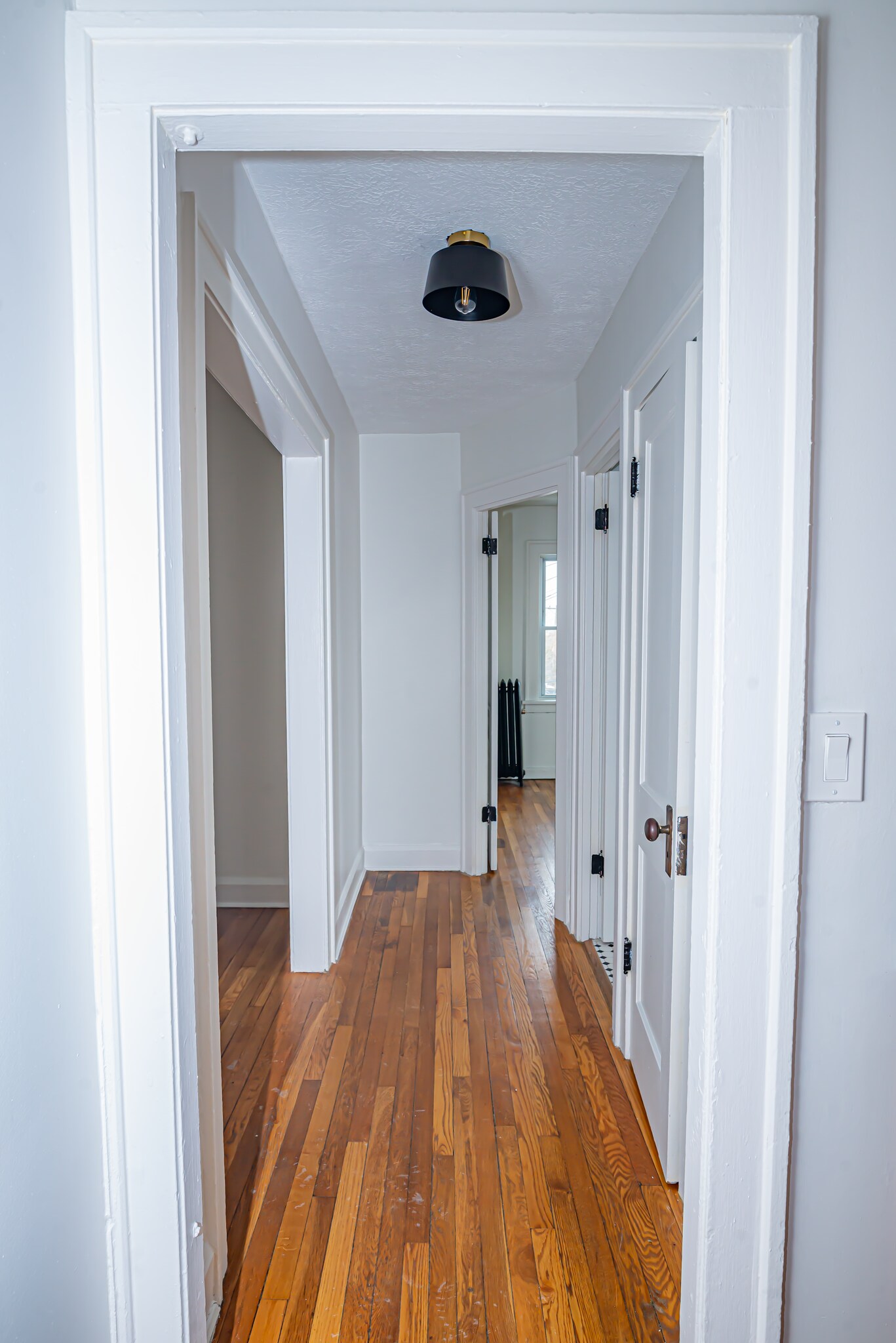 Building Photo - 13318 Madison Ave