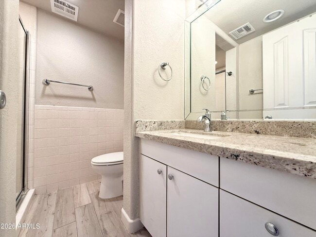 Building Photo - 15615 Chicory Dr