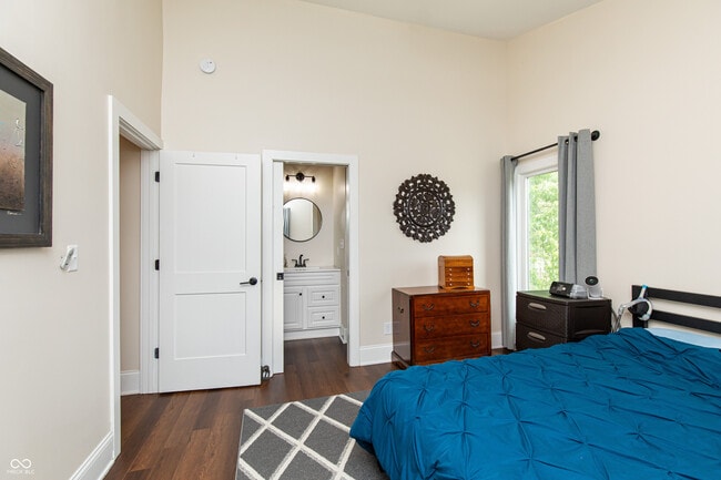 Building Photo - 405 Keystone Ave