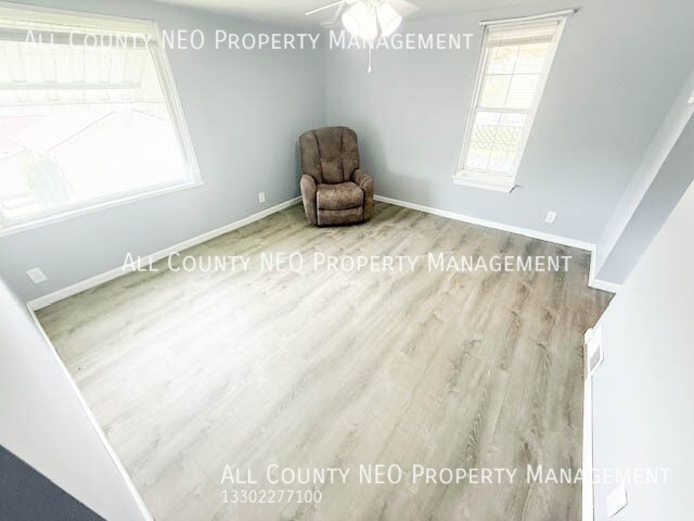 Building Photo - 246 Second Street-