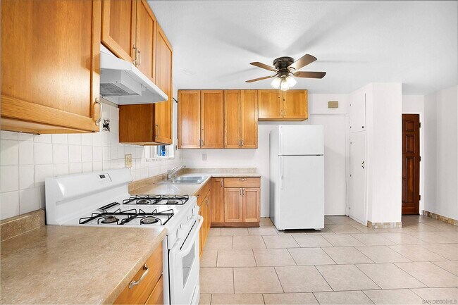 Building Photo - 6478 MacArthur