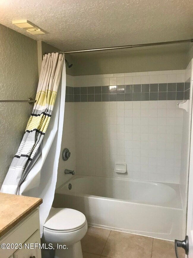 Building Photo - 420 Timberwalk Ct