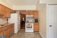 Building Photo - 4916 Van Masdag Ct