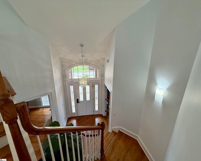 Building Photo - 19 Ruby Lake Ln