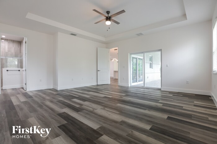 Building Photo - 2698 Escambia Cir