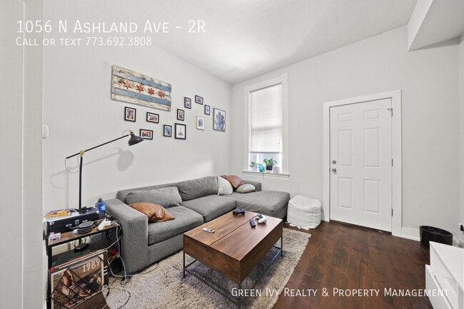 Building Photo - 1056 N Ashland Ave