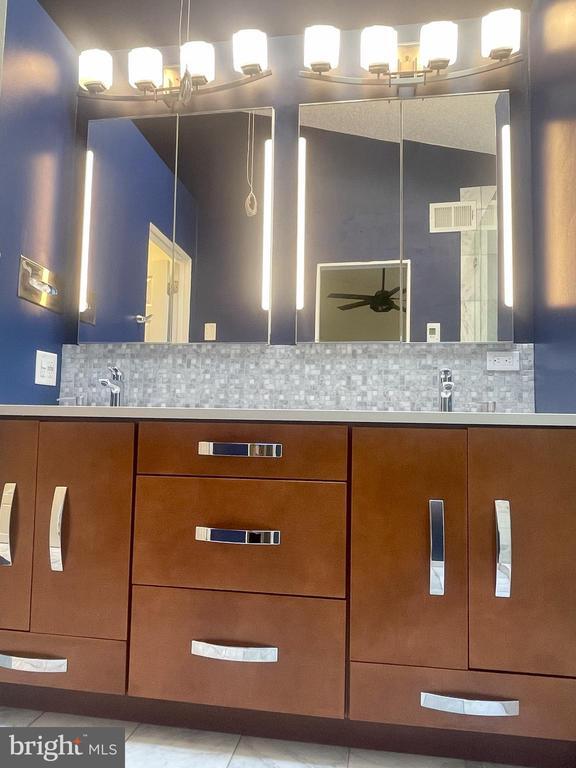 Building Photo - 24 Ginger Ct